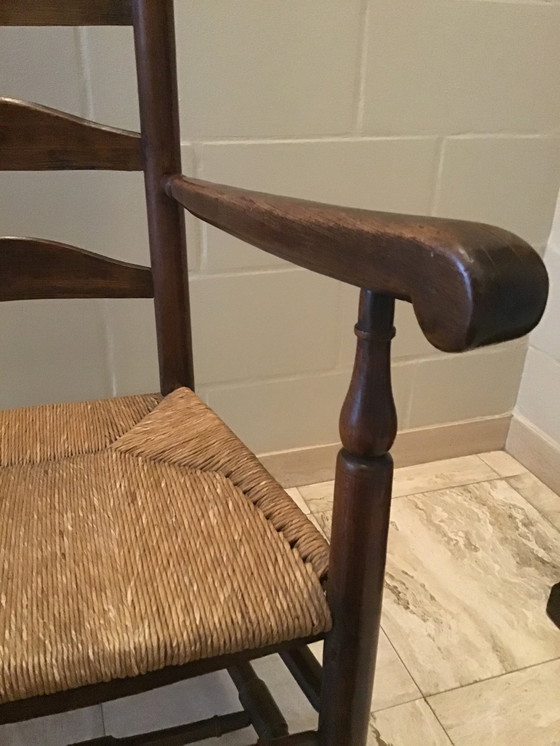 Image 1 of Silla antigua de madera