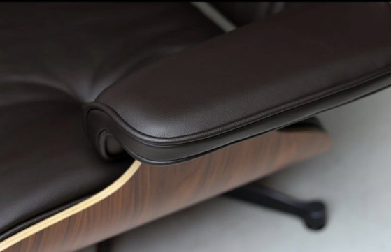 Image 1 of Eames Lounge Chair XL – Santos Palisander and chocolate-colored leather