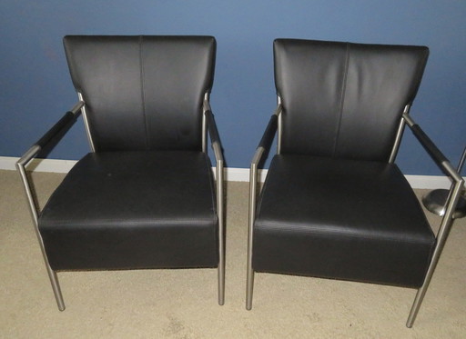 2 sillones Movani, cuero marrón oscuro, con acabado cromado