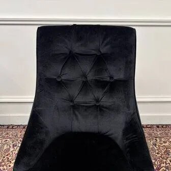 Set van zwart gestoffeerde Chesterfield stoelen, Eetkamerstoelen (foto 10 van 12)