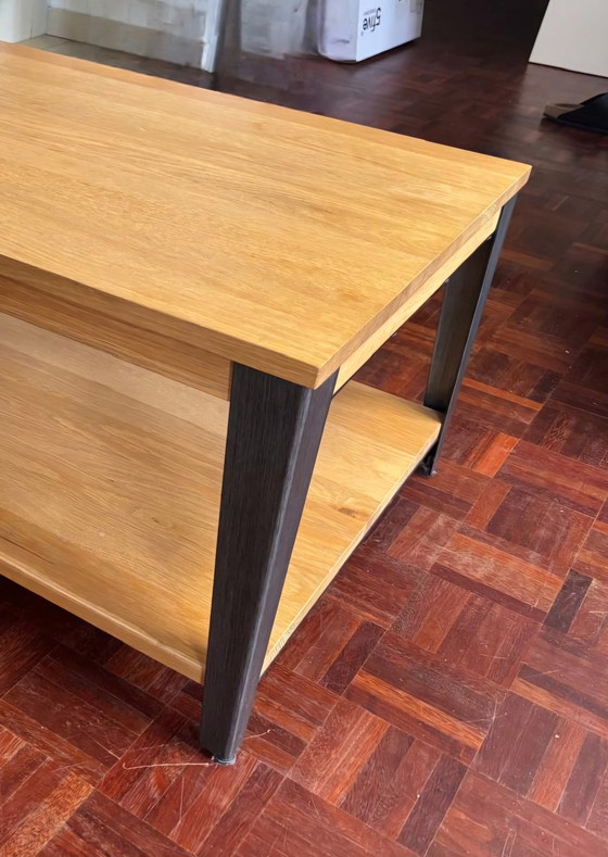 Image 1 of Couchtisch im Industriestil aus massiver Eiche aus der Manhattan-Kollektion von ZAGO