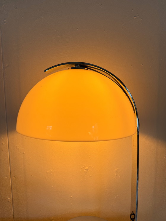 Image 1 of Lampada da tavolo vintage a forma di fungo anni '80