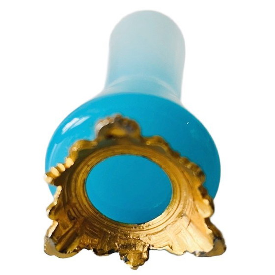Image 1 of Vase vintage en verre opalin de Murano avec base dorée bleue, années 1970