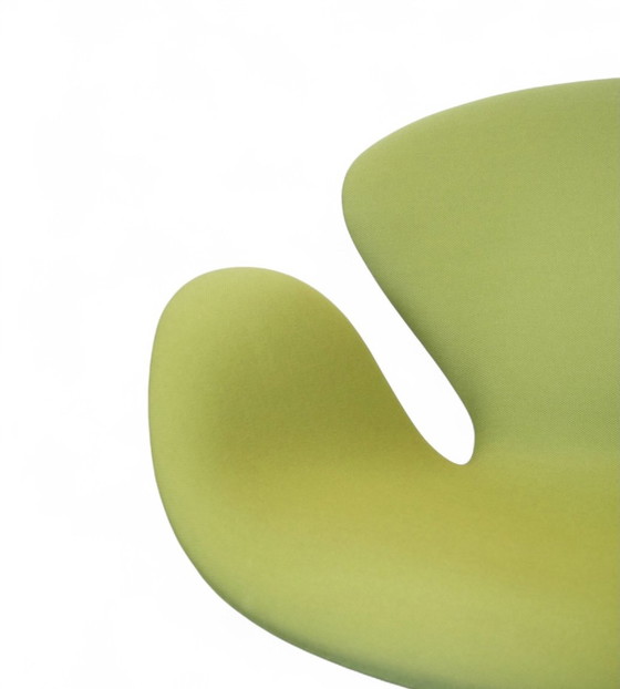 Image 1 of Sillón Swan de Arne Jacobsen para Fritz Hansen.