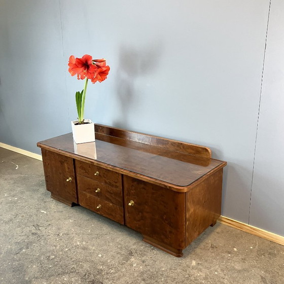 Image 1 of Commode basse, petit meuble à tiroirs, bouleau flammé, années 1950