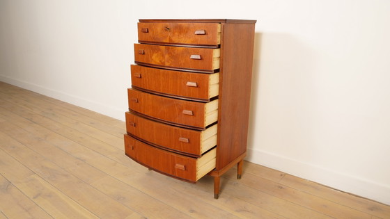Image 1 of Commode vintage | 6 tiroirs | Design danois | Façade ronde