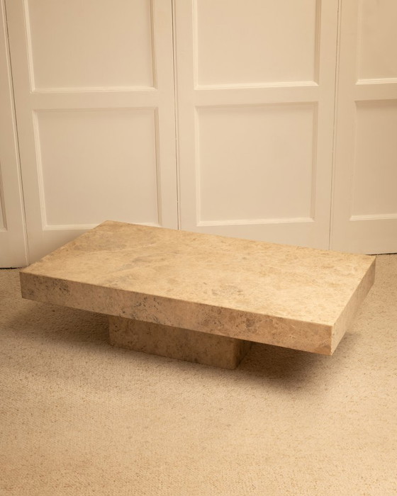 Image 1 of Table basse en marbre - 1970s 
