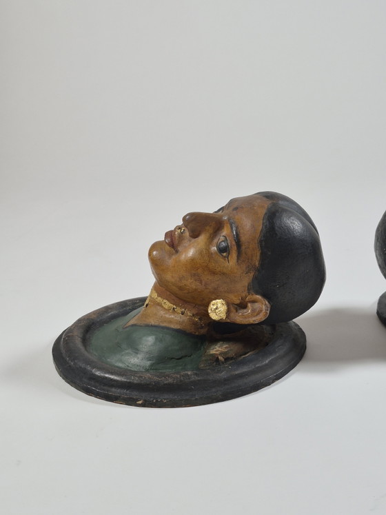 Pair of antique terracotta polychrome portrait busts from Rajasthan – Sculpture, Ceramic, Wood (photo 7 of 15)
