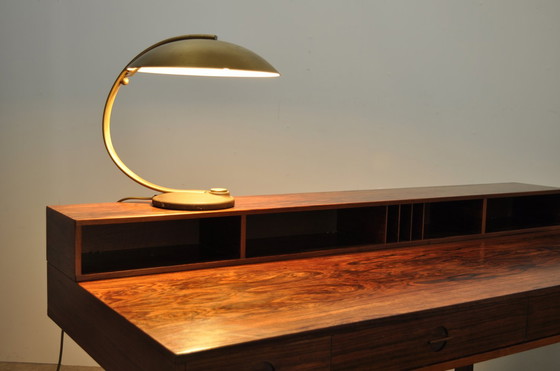 Image 1 of Bellissima lampada da tavolo in ottone Art déco/Bauhaus della metà del secolo scorso di Egon Hillebrand anni '60