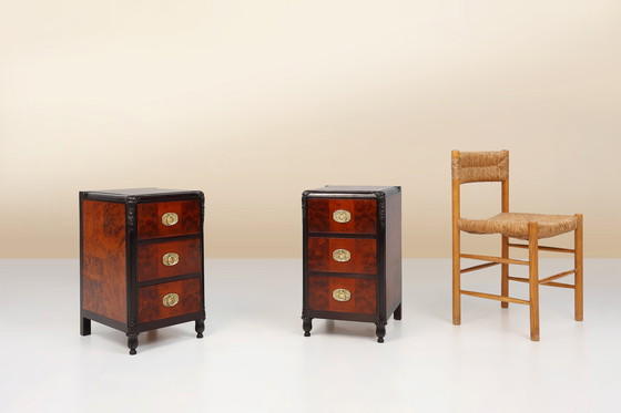 Image 1 of Paar Art Deco Nachtkastjes in Burl fineer, Eiken en Koper, Frankrijk ca. 1910