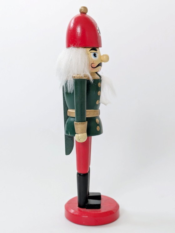Image 1 of Petit soldat casse-noisette allemand vintage | Figurine de Noël artisanale d'art populaire