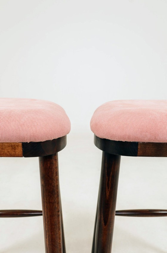 Image 1 of Sgabelli da bar in velluto a coste rosa, set da 2 in legno massello