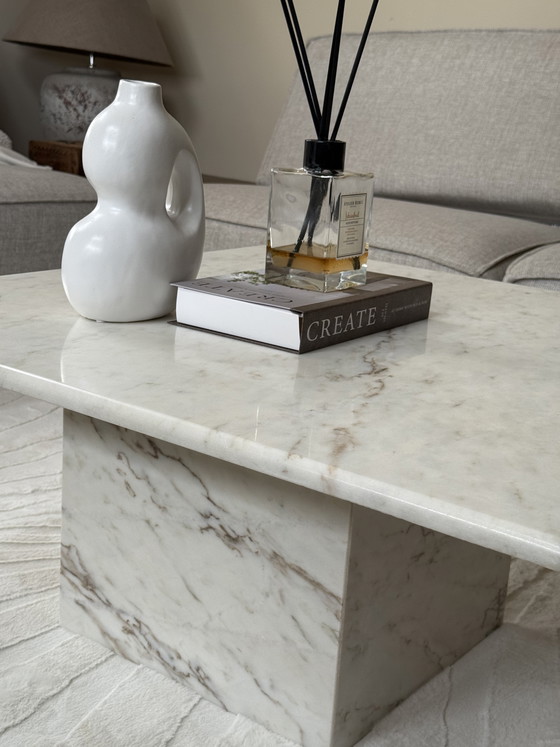 Image 1 of Vintage salontafel van Carrara marmer