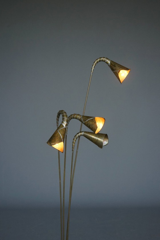 Image 1 of Handgefertigte Stehlampe im brutalistischen postmodernen Stil der 1990er Jahre aus Belgien