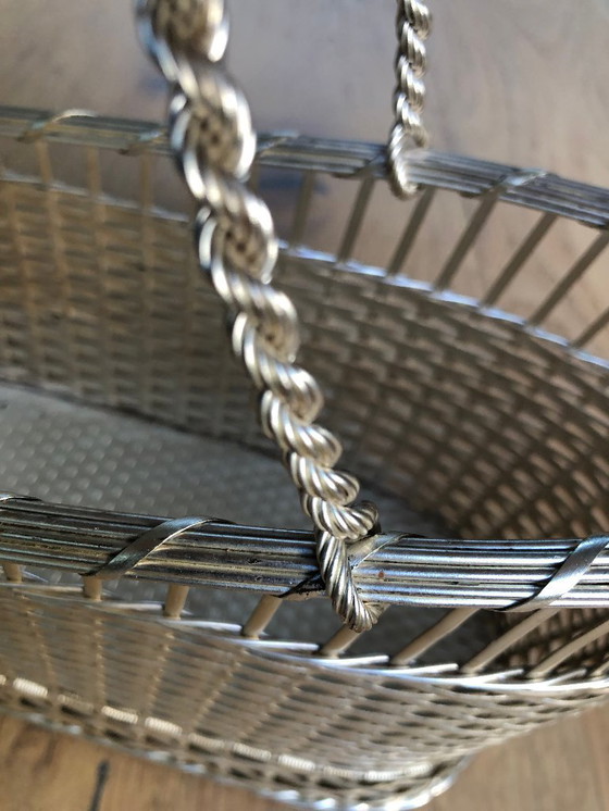 Image 1 of Panier à Bouteille de Vin en Métal Argenté Tressé