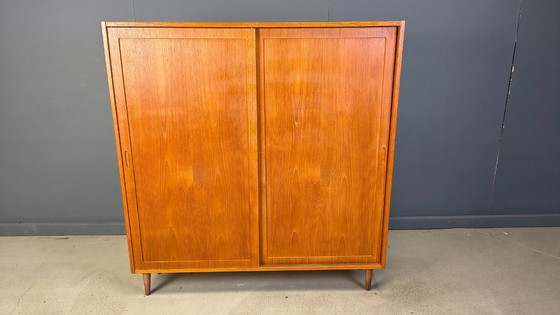 Image 1 of Dänischer Schrank aus der Mitte des Jahrhunderts von Poul Hundevad, 1960er Jahre