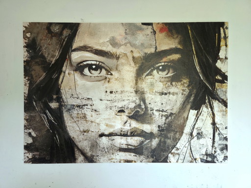 Face 054