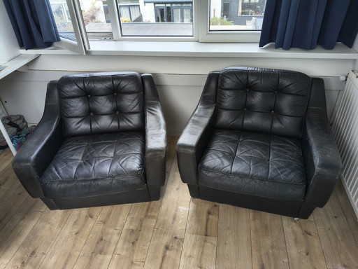 2 zwart lederen fauteuils van Profilia