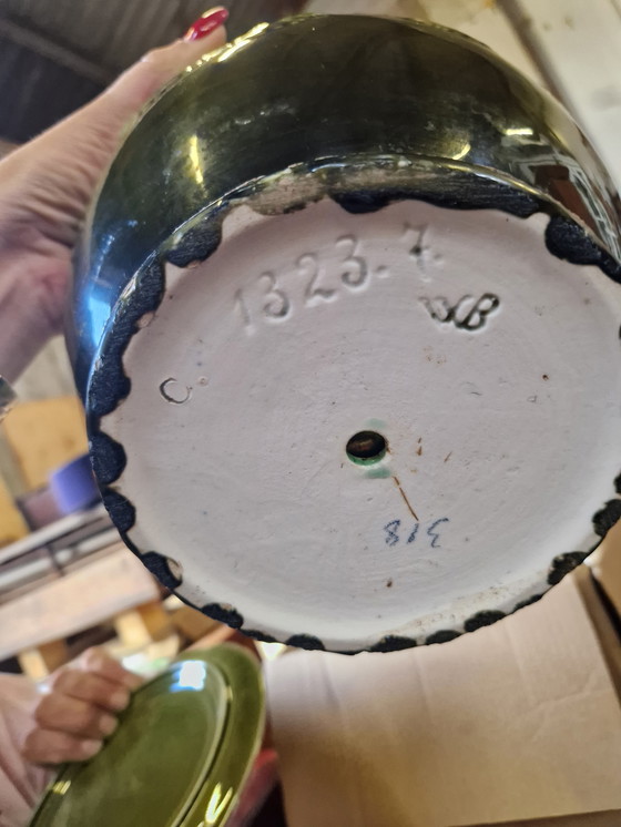 Image 1 of Set Antique jardiniere