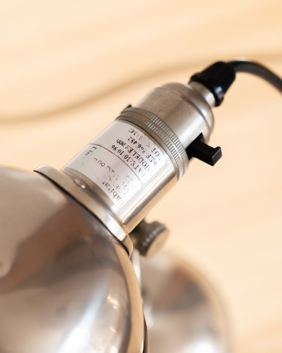 Image 1 of Lampe de bureau Habitat Tommy – Vintage années 1990, métal chromé poli