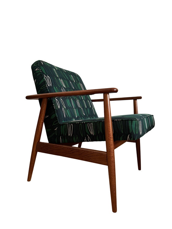 Image 1 of Set middeneeuwse fauteuils, door Juliszu Kędziorek in groen jacquard, jaren 1960