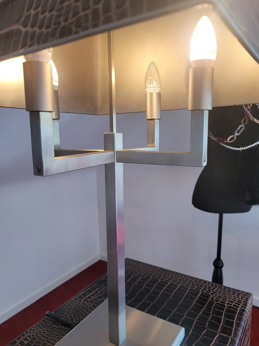 2 philipp lamps