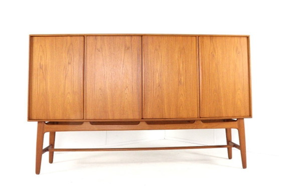 Image 1 of Credenza Svend Aage Madsen per K. Knudsen & Son, design vintage danese