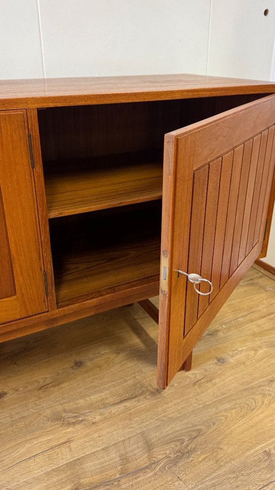 Image 1 of Aparador Vamo Sonderberg