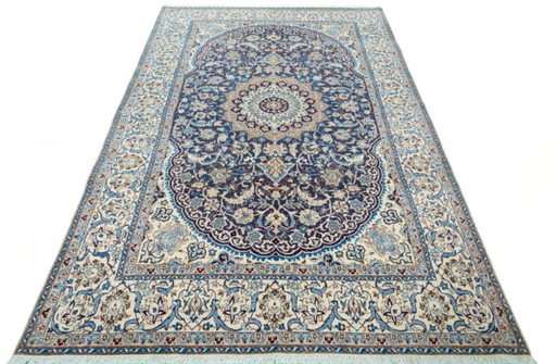 Hand-knotted Nain 9La oriental rug with silk content - 270 x 165 cm