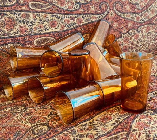 Vintage Set Van 17 Amberkleurige Limonadeglazen Geproduceerd in Frankrijk