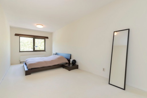 Cama Wengué Con Cajones Y Cabecero