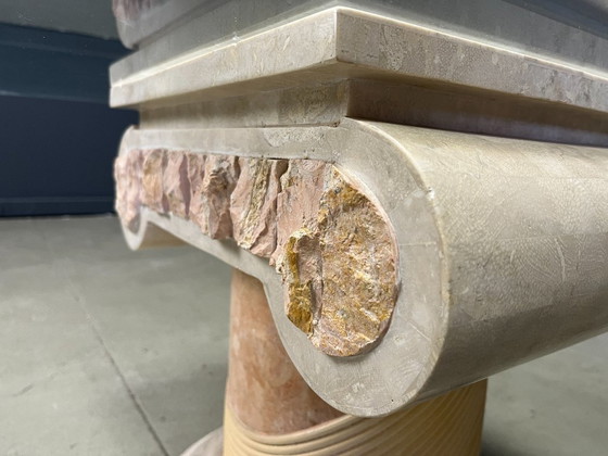 Image 1 of Table basse à colonnes tessellées de Maitland Smith, années 1970