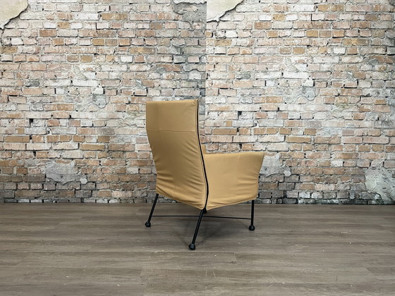 Image 1 of Montis Charly conoció a Hocker