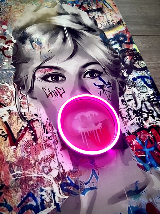 Lámpara LED de pared Brigitte Bardot