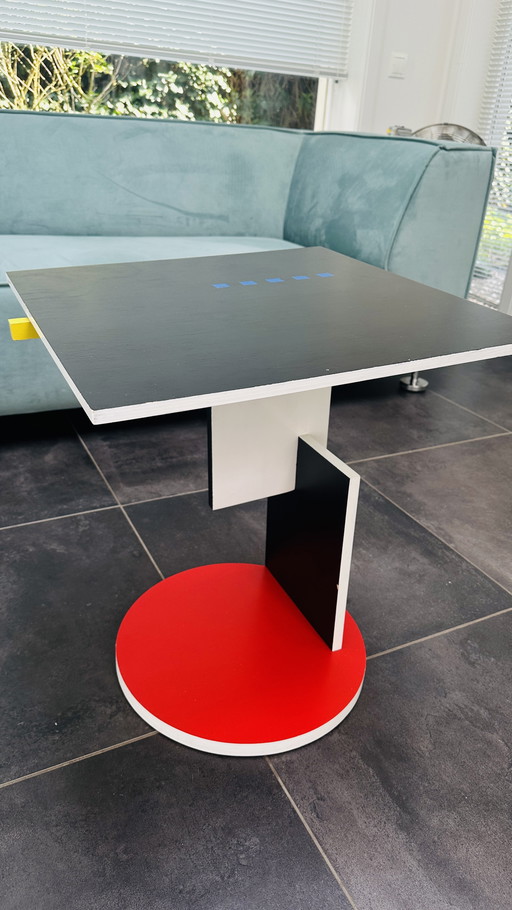 Gerrit Rietveld-Divantisch von G. Vos 1988