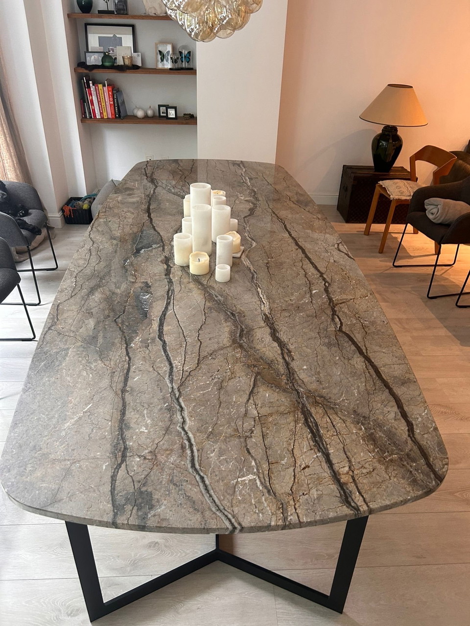 Marble Danish oval dining table €2,000 Whoppah