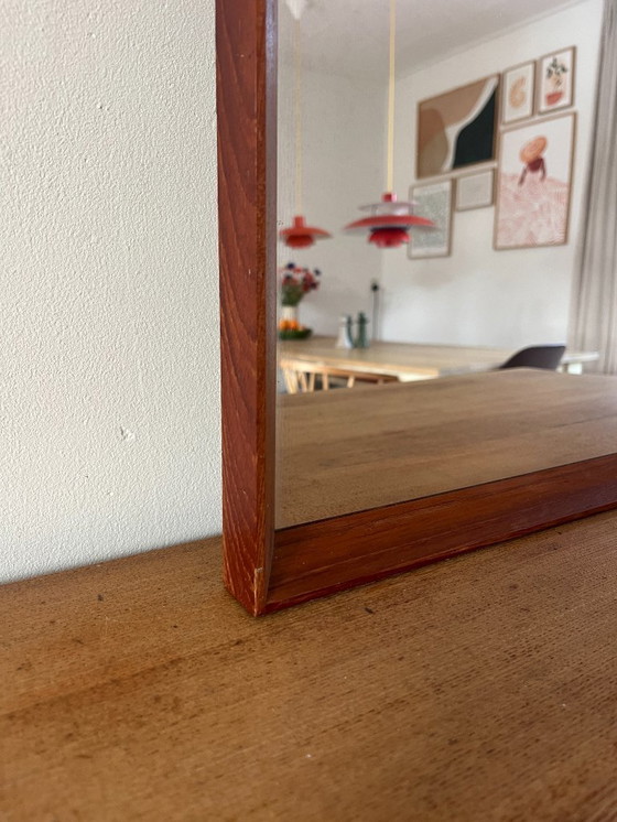 Image 1 of Vintage Deense teakhouten spiegel met verstekhoeken - spiegel uit het midden van de 20e eeuw