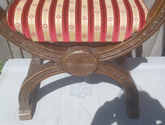 Image 1 of Oude Dagobert koning ridder stoel pas bekleed!