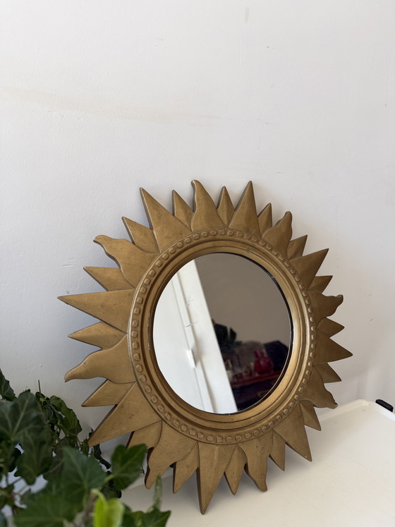 Image 1 of Zonnespiegel goudkleurig 