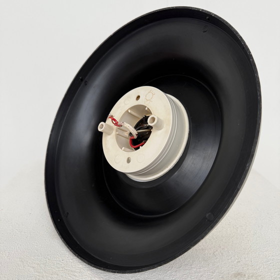 Image 1 of Plafond/wandlamp rond zwart mat jaren 60/70