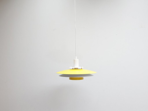 Lámpara colgante vintage / metal / blanco amarillo / Dinamarca