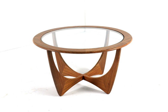 Image 1 of Table basse ronde G-Plan Astro Vintage 'Ludlow'