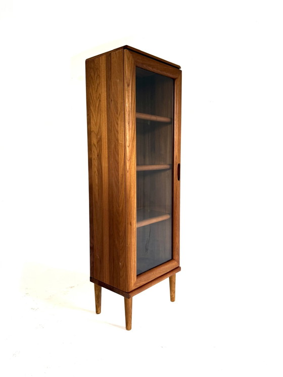 Image 1 of Vintage Deense teakhouten vitrinekast, Dyrlund ‘70