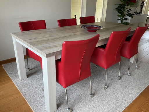Dining table with 6 leather chairs