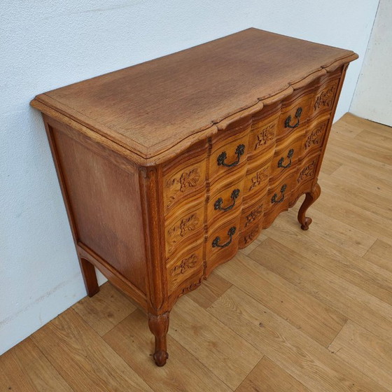 Vintage Queen Ann Chest of drawers – Wood (photo 8 of 12)