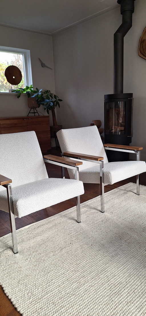 Gijs van der Sluis armchair model 30 as new 2x