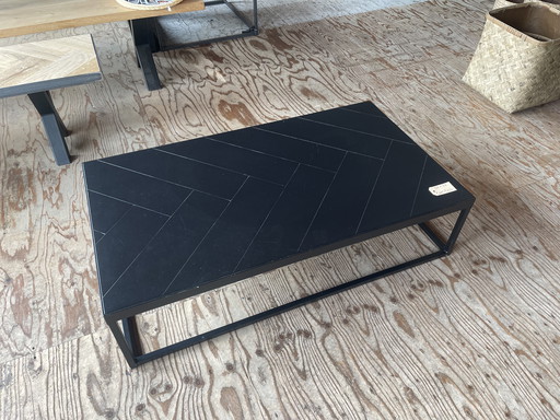 Mesa de centro de roble negro, 120 x 68 cm. 225,00 €