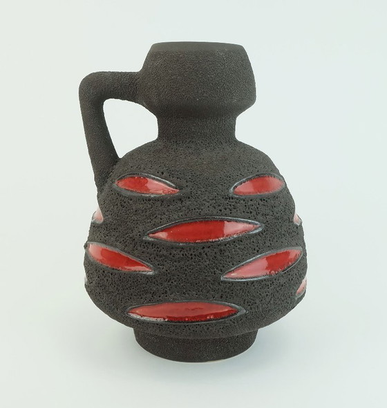 Image 1 of Jarrón de lava de mediados de siglo Cerámica Schlossberg de los años 70 Marrón con dibujo rojo brillante Modelo nº 64-25