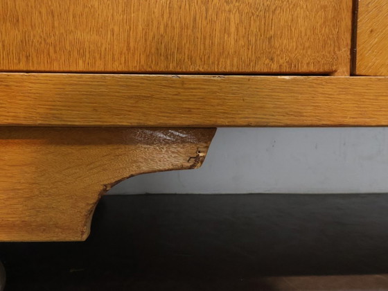 Image 1 of Armoire vintage en chêne avec portes ondulées - Démontable