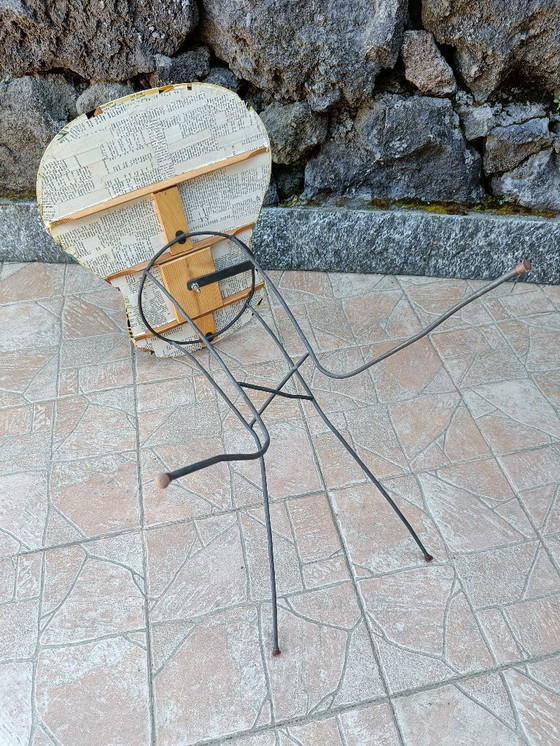 Image 1 of Tavolino da caffè con dipinto di chitarra di metà secolo